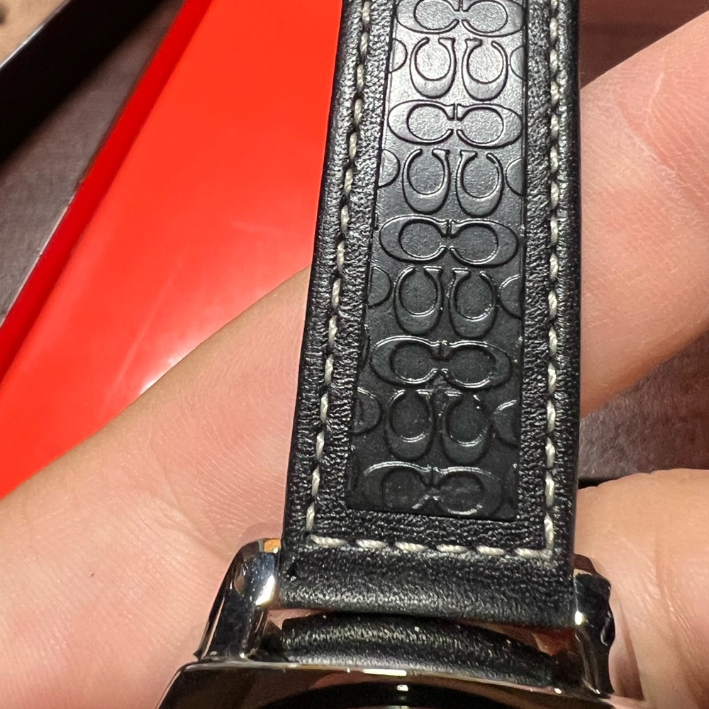 Vintage NWT Authentic Coach quartz stainless steel watch. Model:CA.29.2.14.0374 - Picture 9 of 9
